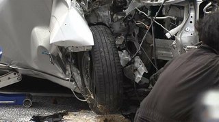 乗用車が信号に衝突、家族4人ケガ　運転の父親から“基準値の約5倍”アルコール　