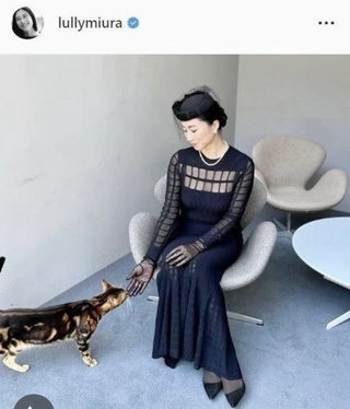 三浦瑠麗氏　国葬に参列した喪服が独特デザイン　胸前がスクエアに透け「さすがオシャレ」「素敵」