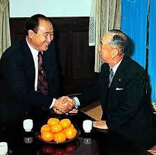 自民党の岸信夫が自衛隊の儀じょう隊を私物化して「アベ家族葬」に使った。