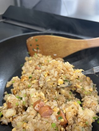 フライパン直食い女