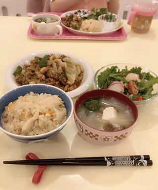 【上原さくらと上原さくらの旦那】