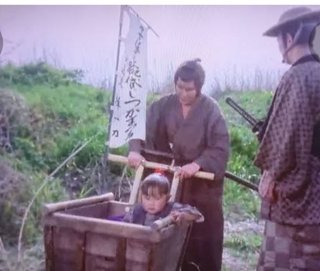 「赤ちゃん触らないでね」キーホルダーってあり？