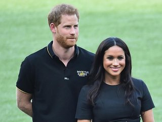 ヘンリー王子とメーガン妃、２人の子どもに王族の敬称「HRH（殿下または妃殿下）」与えられず激怒