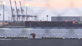 【名古屋】「うつ伏せ状態の人が浮いている…」港の岸壁近くの海に“女性の全裸遺体” 腐敗進み