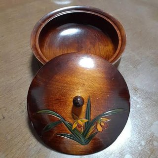 おばあちゃんちにあったものを貼っていくトピ