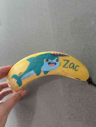 「息子に絵を描いたバナナを持たせたら…」→クラスメートが興奮し過ぎて先生に禁止される