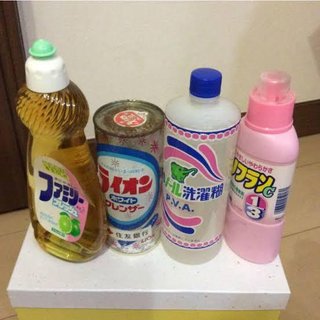 おばあちゃんちにあったものを貼っていくトピ