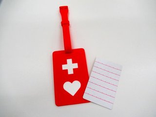 赤十字マークに酷似した椎名林檎グッズに批判