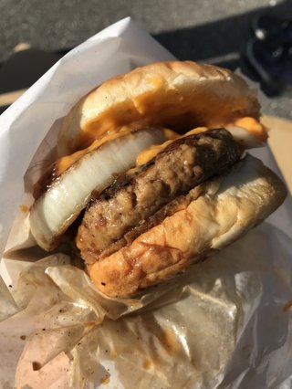 イベントキッチンカーの食べ物高くて味もイマイチ