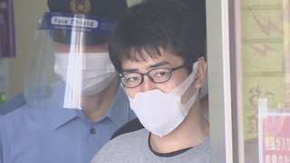 「さっき見たよ。家そこだよね。キスだけでいいからしよ？」