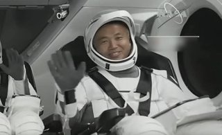  【日本人の宇宙詐欺師】 若田光一、日本人の中で最も多く宇宙に行ったフリをし、ww 