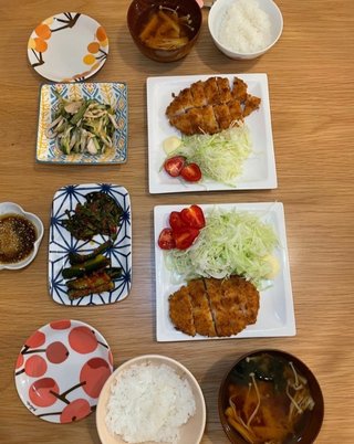 小林礼奈と才賀紀左衛門どっちがまだマシな親なんだろう