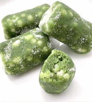 おばあちゃんちにあったものを貼っていくトピ