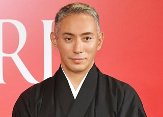 海老蔵　先祖の墓石が削られる被害「やめてください」投稿　「許せない」「最低」など怒りの声相次ぐ/