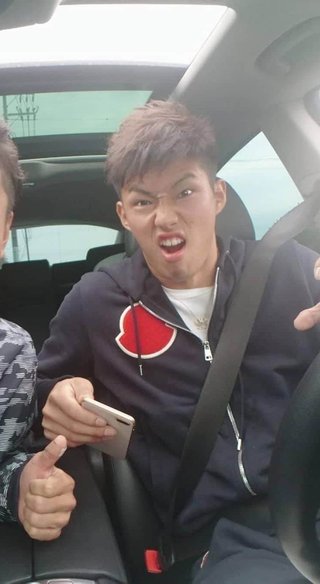 カープ・中村奨成、「おれは中村奨成だぞ！」と叫びながら広島の街でナンパしていた…