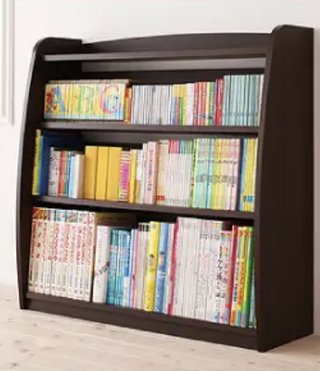 本をたくさん所有している幼児　本棚どんなのを使ってる？