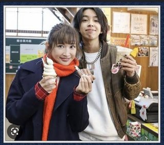 歌手・俳優のYOSHIさんが事故死　バイク運転中にトラックと衝突