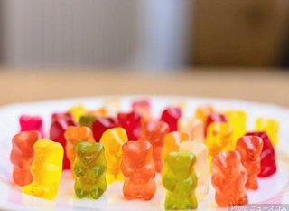 6億7千万円 の小切手を拾ったお礼がグミ6袋