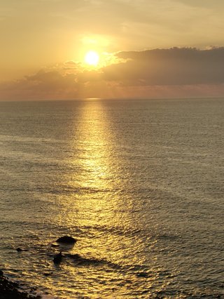 &#x{11:F8E2};なんでもいｰから&#x{11:F8E2};