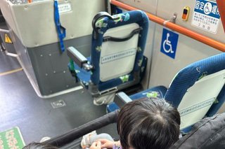 双子ベビーカー乗車拒否？ 都営バスの見解　大山加奈さんの投稿が話題