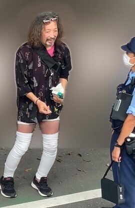 ウソの110番通報を繰り返す　ゴミ屋敷に住む“網タイツ”おじさん・阿部一貴容疑者（59）の奇行