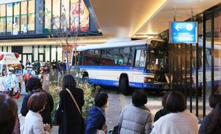 運転手とかパイロットにワクチン打たせるのはコワイよね