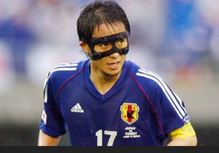 えー元サッカー日本代表の宮本恒靖さんって俳優みたいだね
