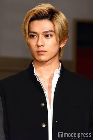 新田真剣佑（26才）と眞栄田郷敦（23才）が結婚
