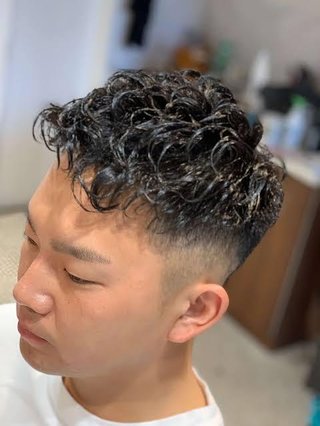 ミルメークをたくさん持ってたら先生に殴られた