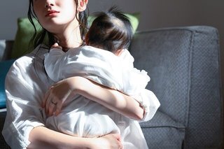 里帰り出産を後悔した30代女性の体験談…毒母から受けた言葉