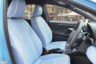 ミツオカが新型車「ビュート ストーリー」の予約受け付けを開始　価格は308万円から