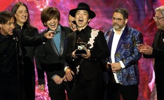 宅見将典さんにグラミー賞　アルバム「SAKURA」