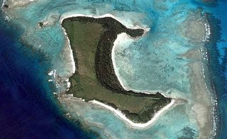 沖縄・無人島の"売り主"「中国人に売ってない」困惑