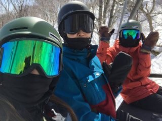 ヘルメット無しでスノーボードしていた女子大生、転倒し意識不明に…その後死亡【新潟】