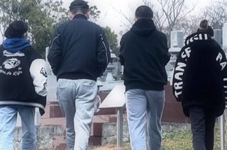 わが息子の名は「赤彗星（シャア）」　聖地・甲子園を目指す“ガンダム一家”の物語