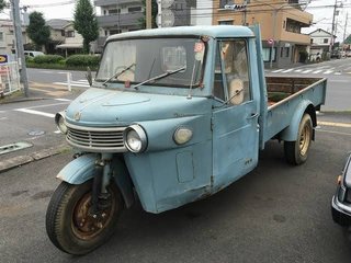 19歳男子大学生が死亡　レンタカー「トゥクトゥク」暴走　歩行者3人はねる＝静岡・熱海市