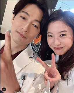 テレビ朝日系『星降る夜に』火曜9時