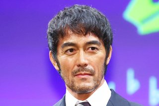 阿部寛　ラパルフェ都留の「R-1」ネタで爆速HPがパンク…ネット民困惑「こんなの初めて」