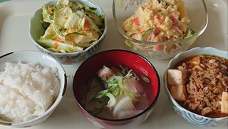 今日のお昼ごはん
