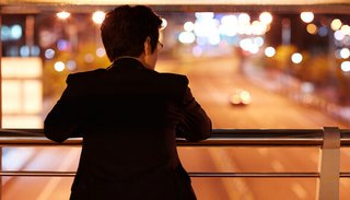 韓国人の「暮らしの満足度」38カ国中36位…児童虐待や独居老人が増加