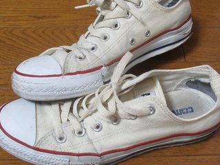 【通学用の白い靴】コンバース（オールスター）でもいいの？