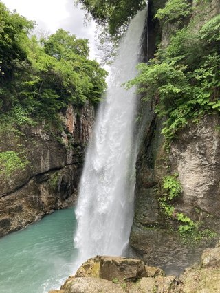 なんかどうでもいいこと聞かせてくれない？