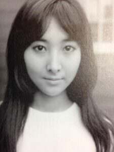 【画像】あの井脇ノブ子ですら、若い頃はそこそこ可愛かったという事実