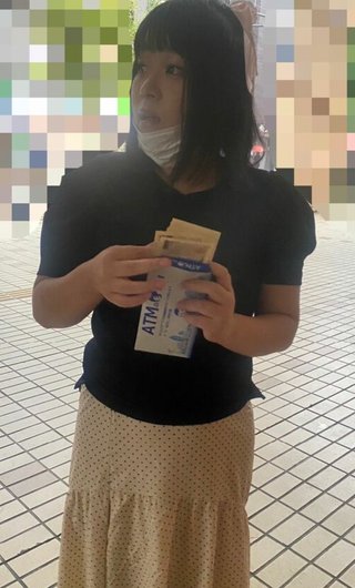 海水浴場で赤ちゃん燃やした女やばい