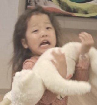 芸能人トピ小原さんアンチって