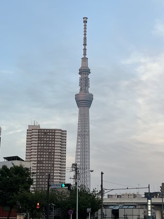 なんかどうでもいいこと聞かせてくれない？