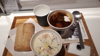 子ナシ専業主婦の私、今日の昼食はスープストックで軽めに