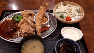 選択子なし専業主婦の私の今日の昼食