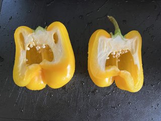 なんかどうでもいいこと聞かせてくれない？