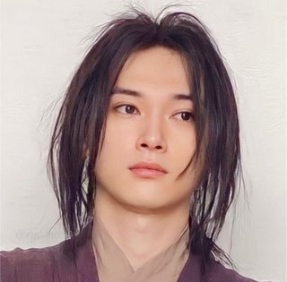 吉沢亮の無加工最新写真